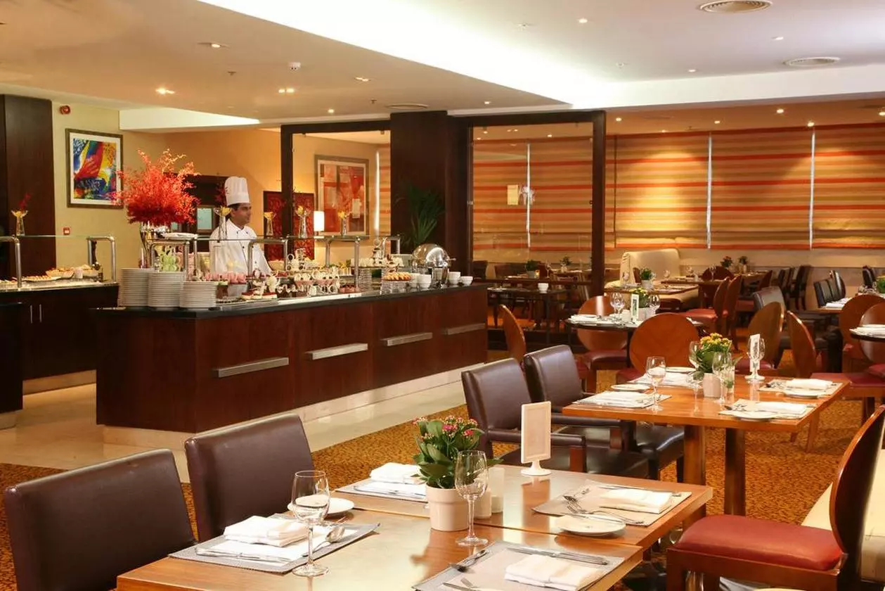 GLORIA_SHABAVIZ (12).jpg